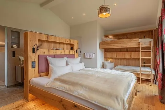 Deluxe Dağ Evi, 2 Yatak Odası, Anti Alerjik, Bahçeli (incl. Cleaning Fee 110 EUR)