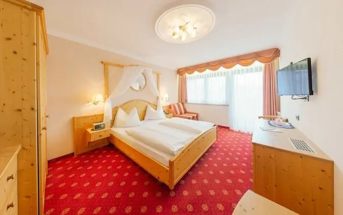 Standard Tek Büyük Yataklı Oda, Balkon, Dağ Manzaralı