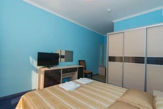 Standard Tek Büyük veya İki Ayrı Yataklı Oda