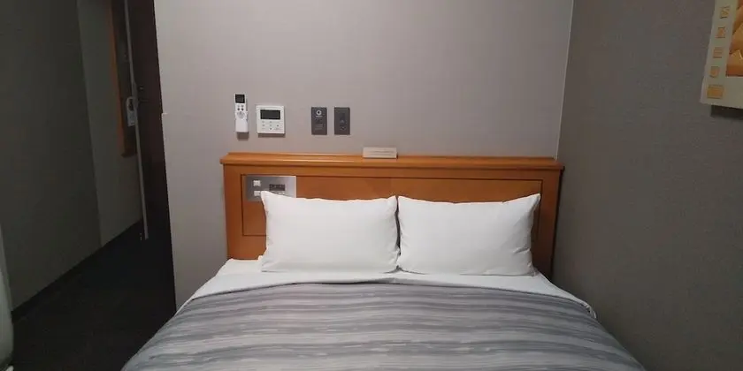 Tek Büyük Yataklı Oda, Sigara İçilmez