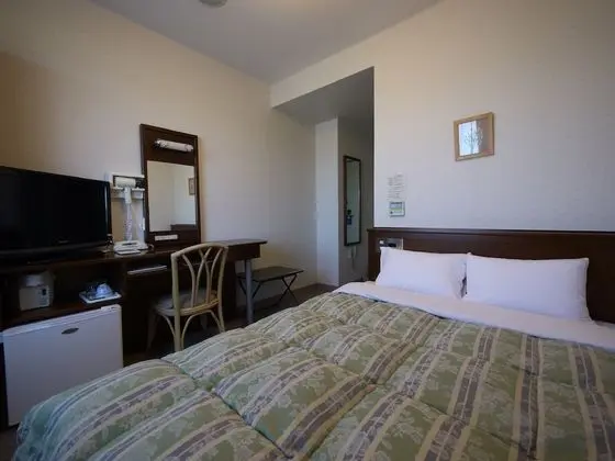 Tek Büyük Yataklı Oda, Sigara İçilebilir