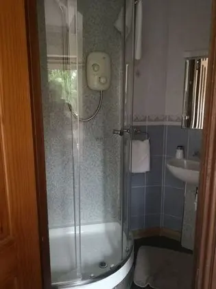 Tek Kişilik Oda, Banyolu/Duşlu