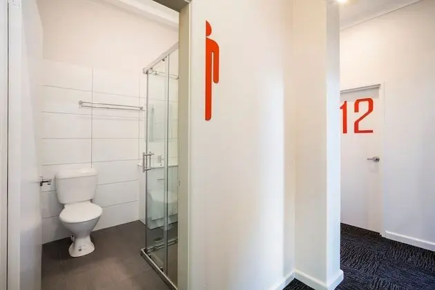 Family Oda, Ortak Banyo