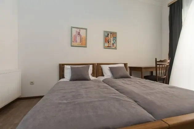 Basic İki Ayrı Yataklı Oda