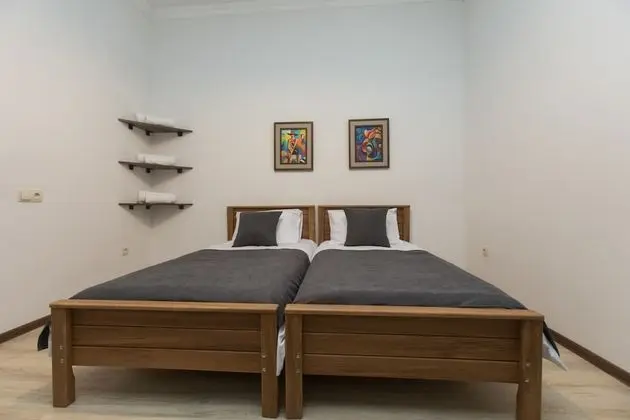 Basic Üç Kişilik Oda