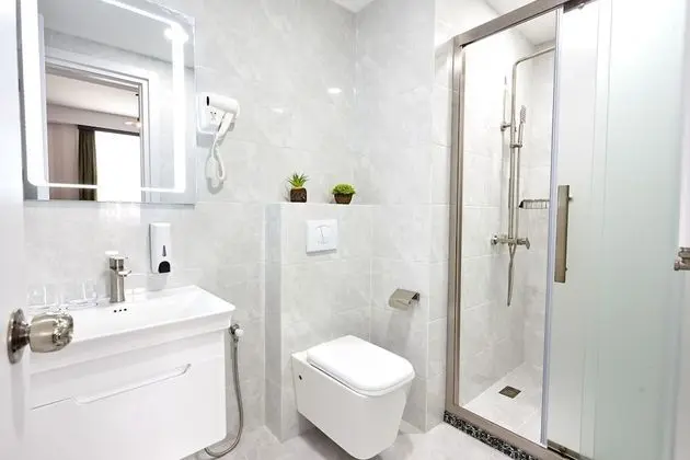 Standard Tek Büyük veya İki Ayrı Yataklı Oda