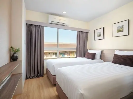 One Grass Suite City View Room