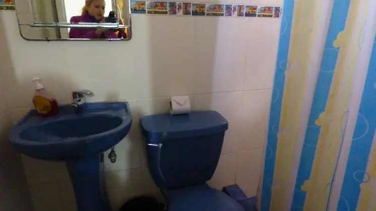 Tek Büyük Yataklı Oda, Ortak Banyo