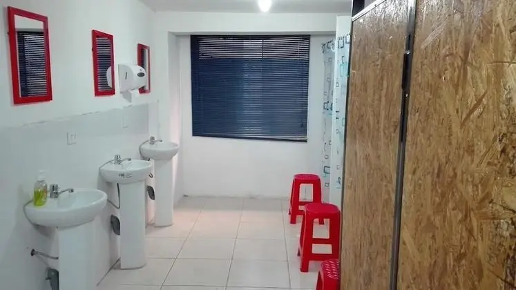 Tek Büyük Yataklı Oda, Ortak Banyo