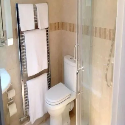 Classic Tek Büyük Yataklı Oda