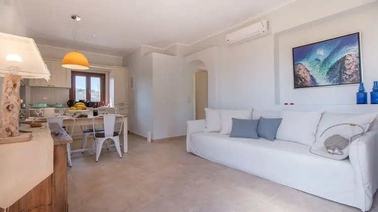 Apart Daire, 2 Yatak Odası, Göl Manzaralı