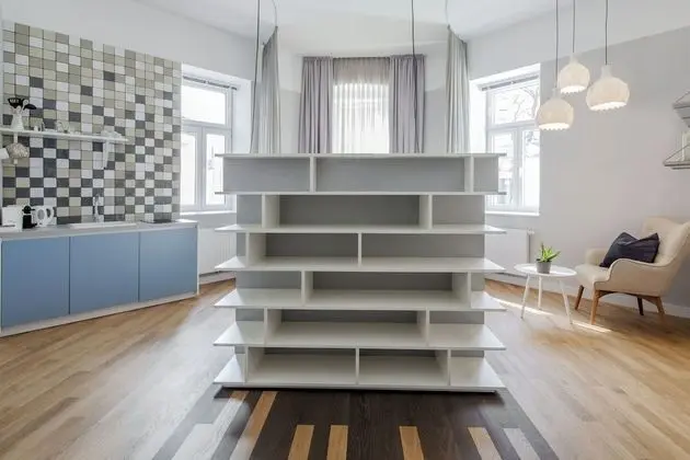 Süit, Bahçe Manzaralı, Zemin Kat (Reschgasse 4)