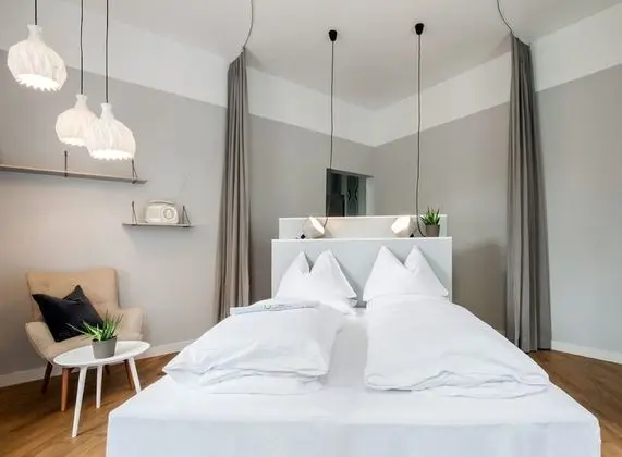 Süit, Şehir Manzaralı, Zemin Kat (Reschgasse 4)