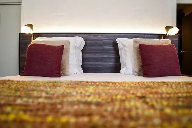 Luxury Tek Büyük Yataklı Oda