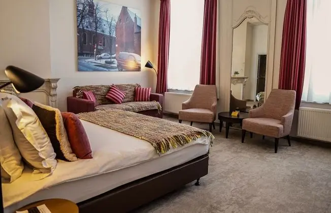 Luxury Tek Büyük Yataklı Oda