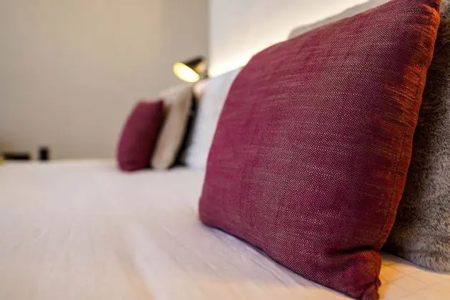 Luxury Tek Büyük Yataklı Oda