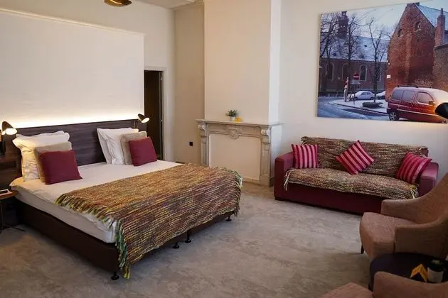 Luxury Tek Büyük Yataklı Oda