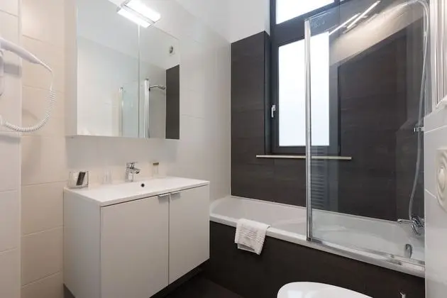 Luxury Tek Büyük Yataklı Oda