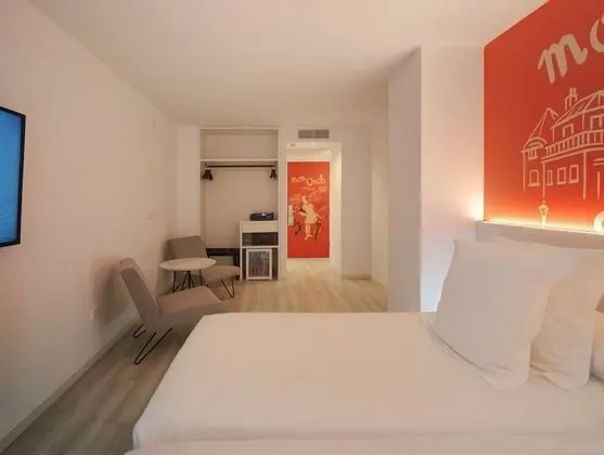 Superior Tek Büyük veya İki Ayrı Yataklı Oda