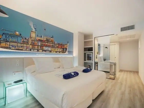 Superior Tek Büyük veya İki Ayrı Yataklı Oda