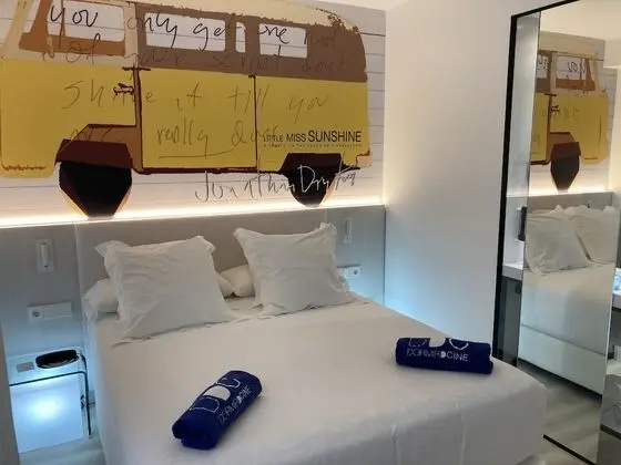 Tek Büyük Yataklı Oda