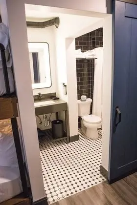 Standard Süit, 2 Büyük (Queen) Boy Yatak (Gnarnia)