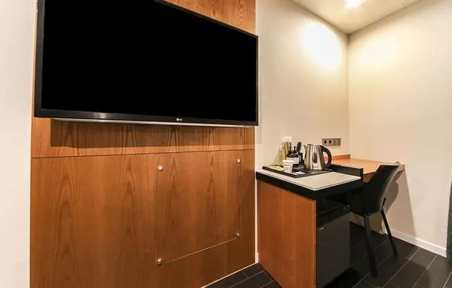 Standard Tek Büyük Yataklı Oda