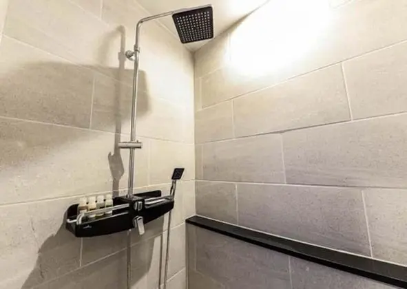 Superior Oda, Şehir Manzaralı