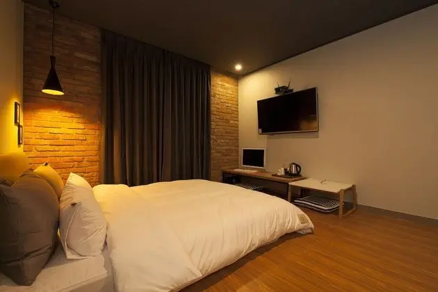 Deluxe Oda, Sigara İçilmez