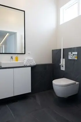 Comfort Tek Büyük Yataklı Oda, Ortak Banyo