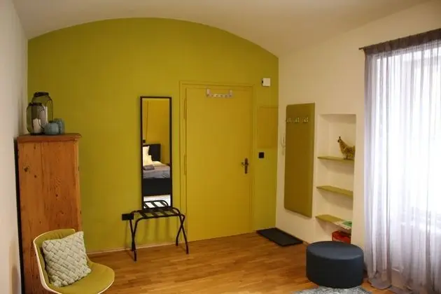Yellow Flat