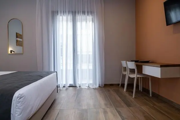 Apartment 5 With Private Balcony