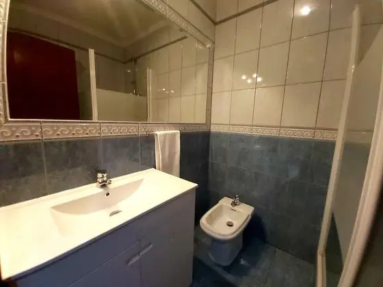 Apart Daire, 1 Büyük (Queen) Boy Yatak