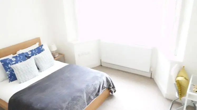 Comfort Tek Büyük Yataklı Oda