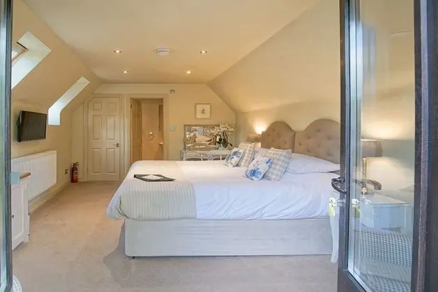 Superior King or Twin Room