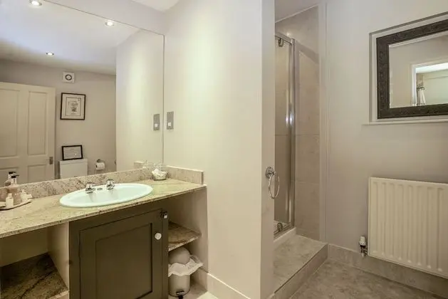 Superior King or Twin Room- Ground Floor