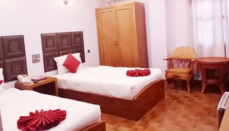 Superior Tek Büyük veya İki Ayrı Yataklı Oda