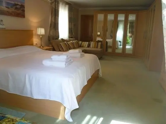 Villa, 4 Yatak Odası, Kişiye Özel Havuzlu