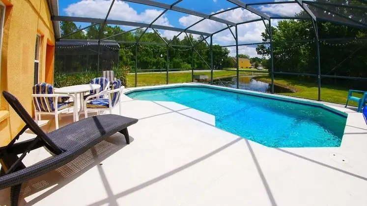 Ev (Great Community, amazing private pool)