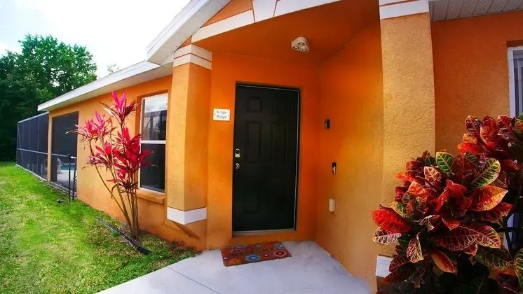 Ev (Great Community, amazing private pool)