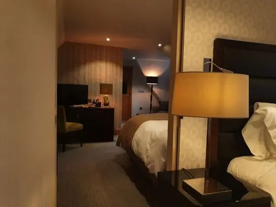 Luxury King Room