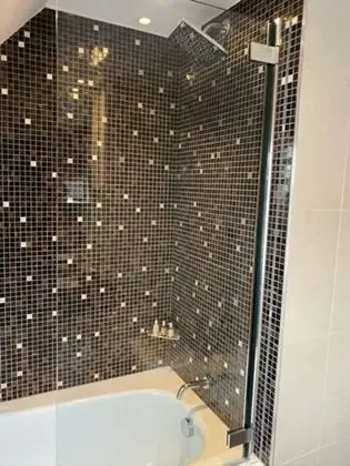 Luxury King Room