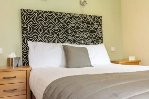 Tek Büyük Yataklı Oda, 1 Çift Kişilik Yatak (Hallingbury House)