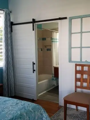 Deluxe Oda, 1 Büyük (Queen) Boy Yatak, Balkon, Kısmi Deniz Manzaralı