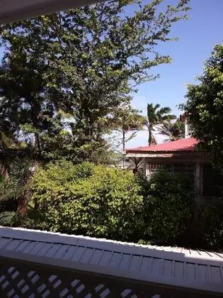 Deluxe Oda, 1 Büyük (Queen) Boy Yatak, Balkon, Kısmi Deniz Manzaralı