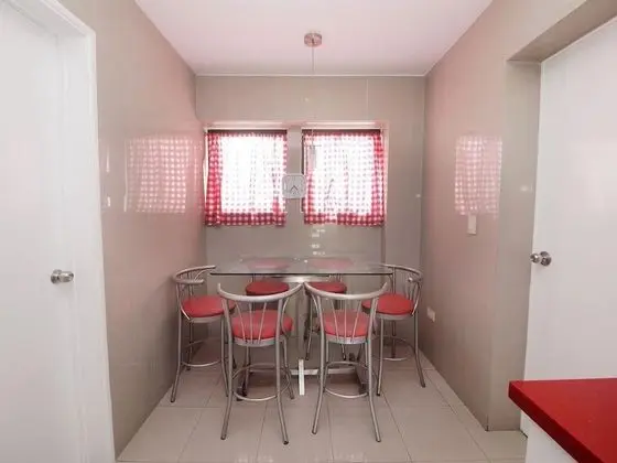 Apart Daire, Birden Çok Yatak (Great Location Walking Distance to La)