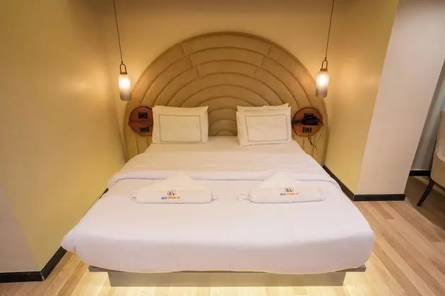 Double or Twin Room with Pyramids View