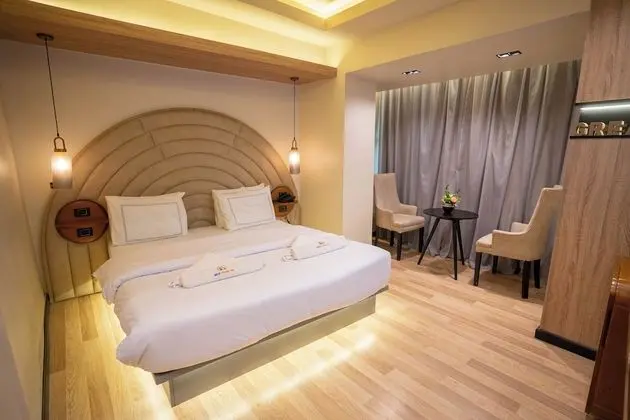 Double or Twin Room with Pyramids View