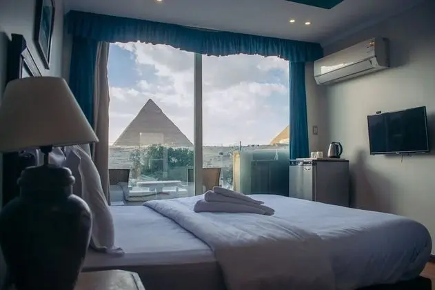 Double or Twin Room with Pyramids View