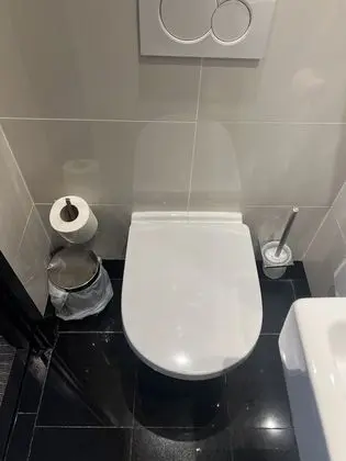 City Tek Büyük Yataklı Oda